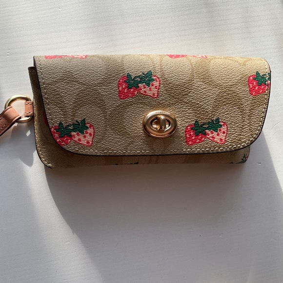 Coach Accessories - Nwt Coach Sunglass Case in Strawberry print